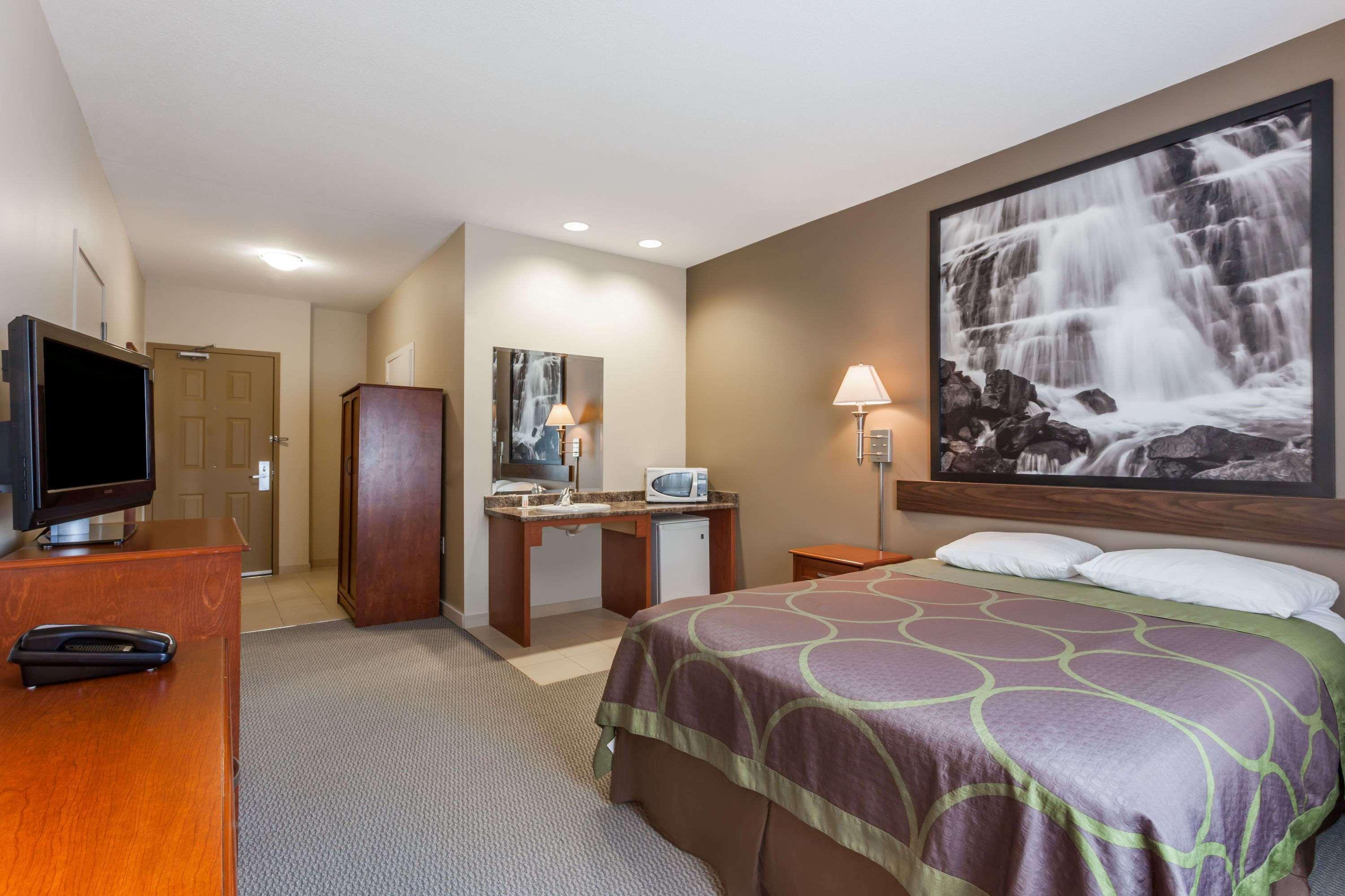 Super 8 By Wyndham Abbotsford Bc Hotell Eksteriør bilde